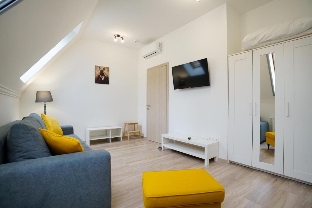 Koffer Apartman Егер Екстериор снимка